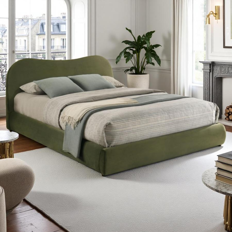 【並行輸入品】 Queen Size Olive Green upholstered Bed Frame with Curved Designの画像