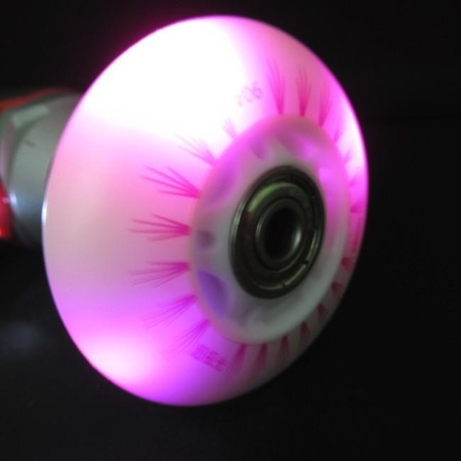 68mm 交換用 互換 ウィール スケボー 光る タイヤ ホワイト ブルー