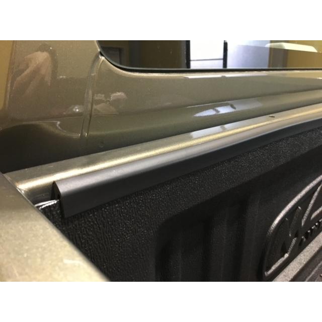 TOYOTA HILUX MAXLINER KD 5分割ベッドライナーU/R アンダー