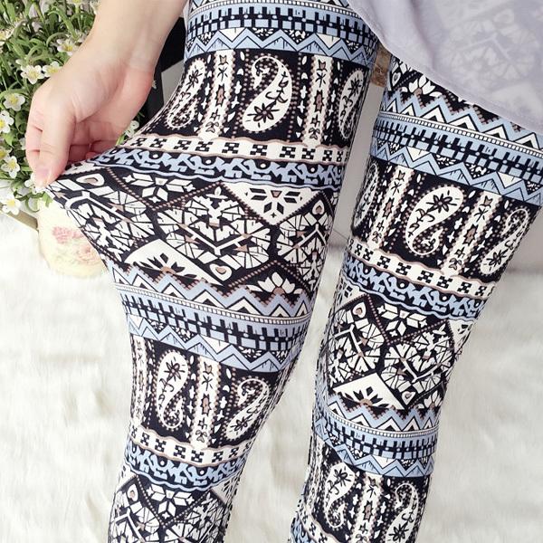 レギンス レディース 選べる 花柄 ローズ バラ ゼブラ フラワー 幾何学 総ロゴ 大人かわいい 楽ちん オシャレ 得トクセール 送料無料 オープン記念 |  | 12