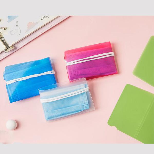 マスクケース 携帯用 コンパクト 折りたたみ 丸洗い ２枚セット PP ポケット マスク 無地 シンプル 送料無料 得トクセール オープン記念 選べる カラー |  | 11