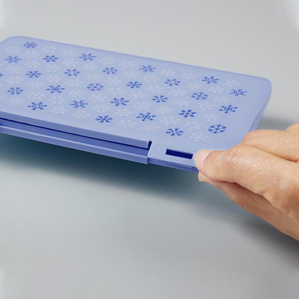 マスクケース 携帯用 持ち運び 保管 プラスチック 選べる 洗える 星 スター チェック ロゴ 無地 スノー 送料無料 得トクセール オープン記念 |  | 05