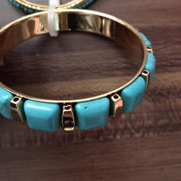 訳あり バングル ターコイズ ブレスレット レディース アクセサリー ５連 ゴールド シ ルバー 春 夏 アクセ オシャレ 送料無料 得トクセール オープン記念 |  | 11