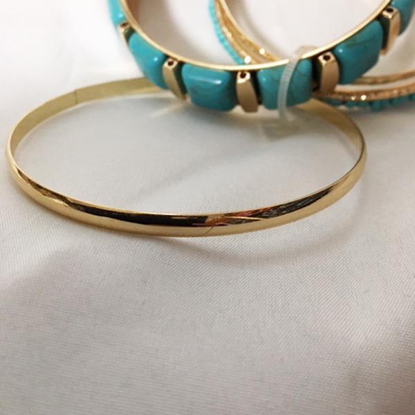 訳あり バングル ターコイズ ブレスレット レディース アクセサリー ５連 ゴールド シ ルバー 春 夏 アクセ オシャレ 送料無料 得トクセール オープン記念 |  | 12