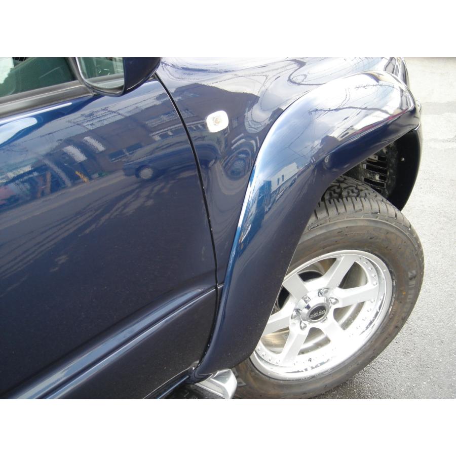 88ハウス ハイラックスサーフ 215 45mmワイドオーバーフェンダー