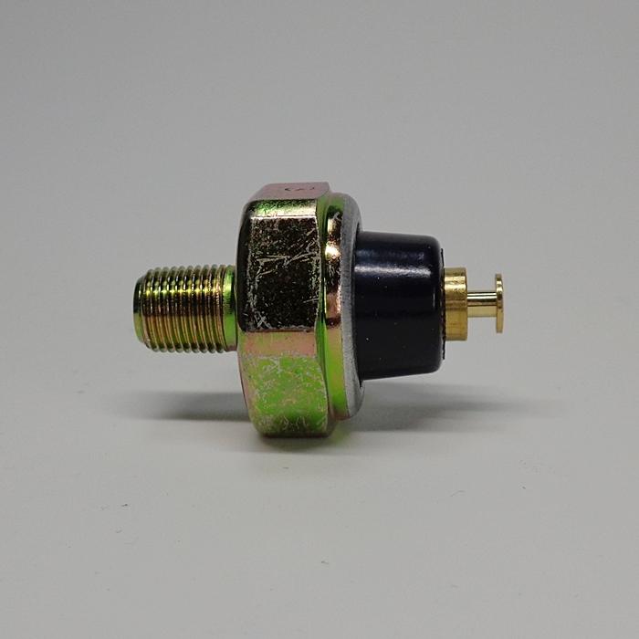 専用のページ オイルプレッシャースイッチ トヨタ マツダ ダイハツS-2013 二葉