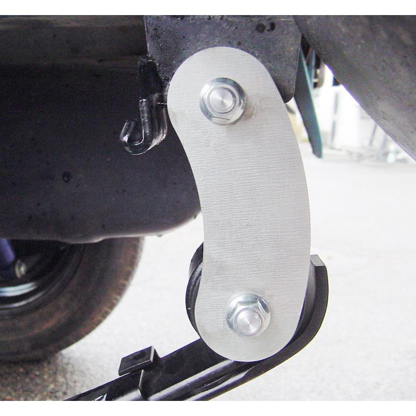 ジムニー用ブーメランシャックル（リア用）1個 【純正比20mm