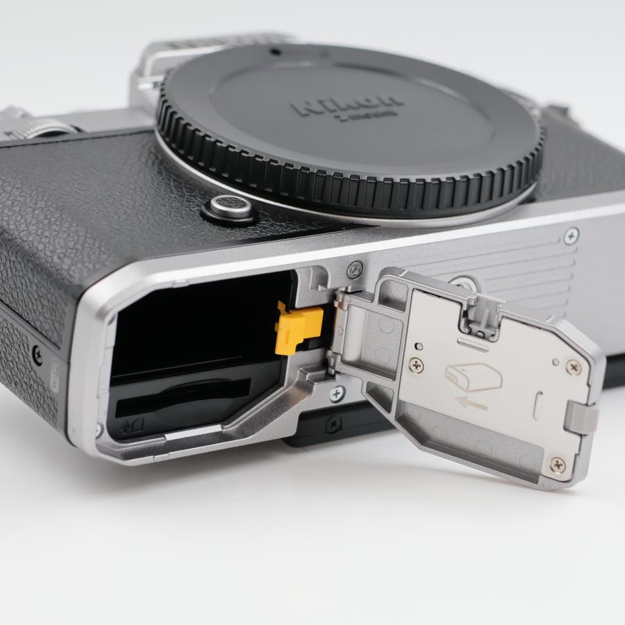 ニコン（Nikon） シャッター数7490枚 Nikon Z fc レンズキット