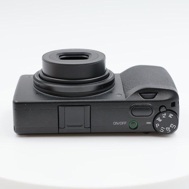 シャッター数8635枚 RICOH GR III コンパクトデジタルカメラ GR3