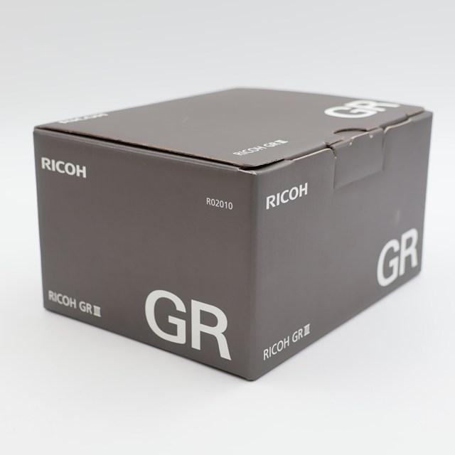 シャッター数8635枚 RICOH GR III コンパクトデジタルカメラ GR3