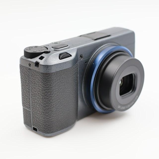 シャッター数3653枚 RICOH GRIIIx Urban Edition メタリックグレー