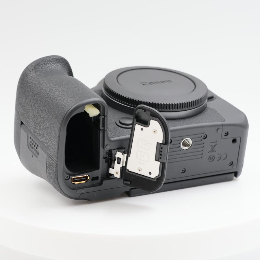 シャッター数5000枚 Canon EOS R6 Mark II ボディ ミラーレス一眼レフ
