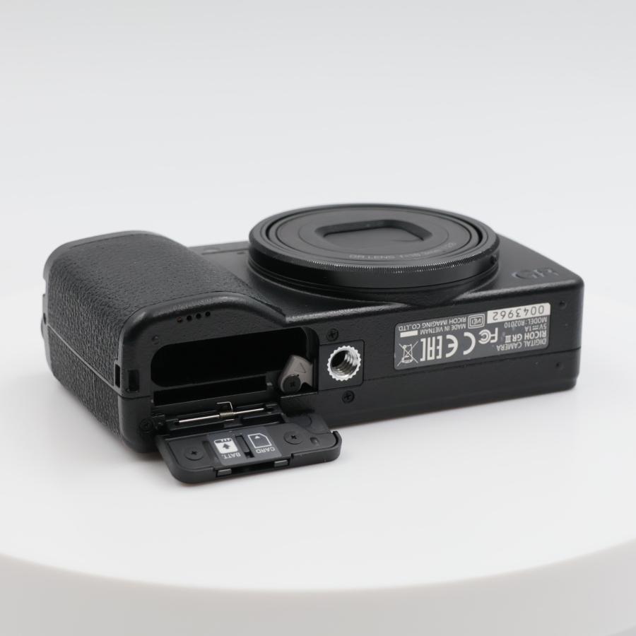 【美品】RICOH GR IIIx デジタルカメラ 【シャッター数 283】 シャッター数2881枚 RICOH GR III コンパクトデジタルカメラ GR3