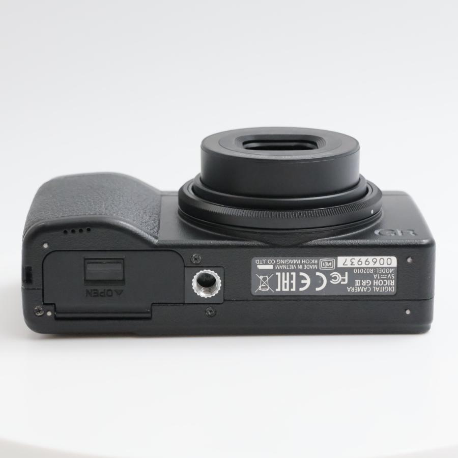 シャッター数21947枚 RICOH GR III コンパクトデジタルカメラ GR3 リコー |  | 06
