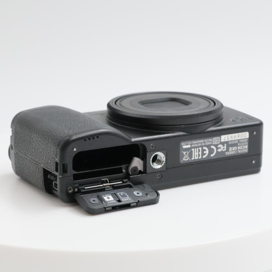 シャッター数21947枚 RICOH GR III コンパクトデジタルカメラ GR3 リコー |  | 07