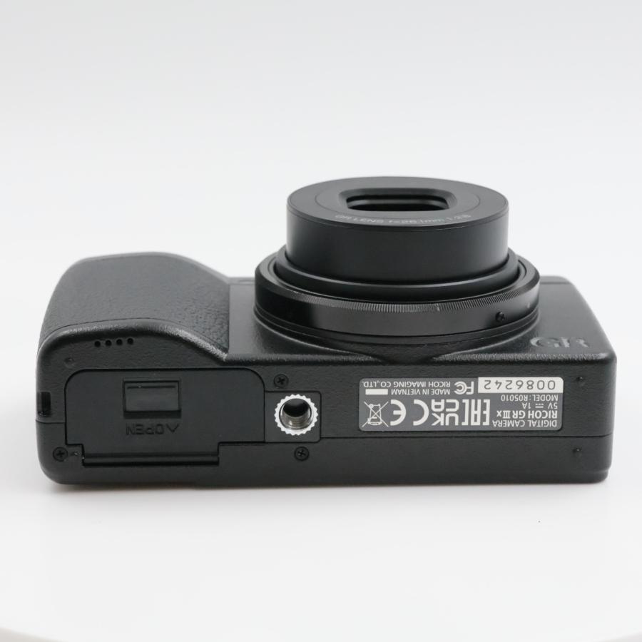 シャッター数2511枚 RICOH GR IIIx HDF コンパクトデジタルカメラ リコー |  | 06