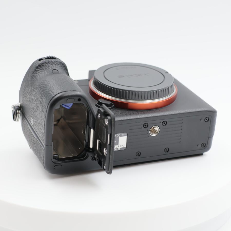 シャッター数5650枚 SONY α7III ズームレンズキット ILCE-7M3K ミラーレス一眼カメラ ソニー |  | 07