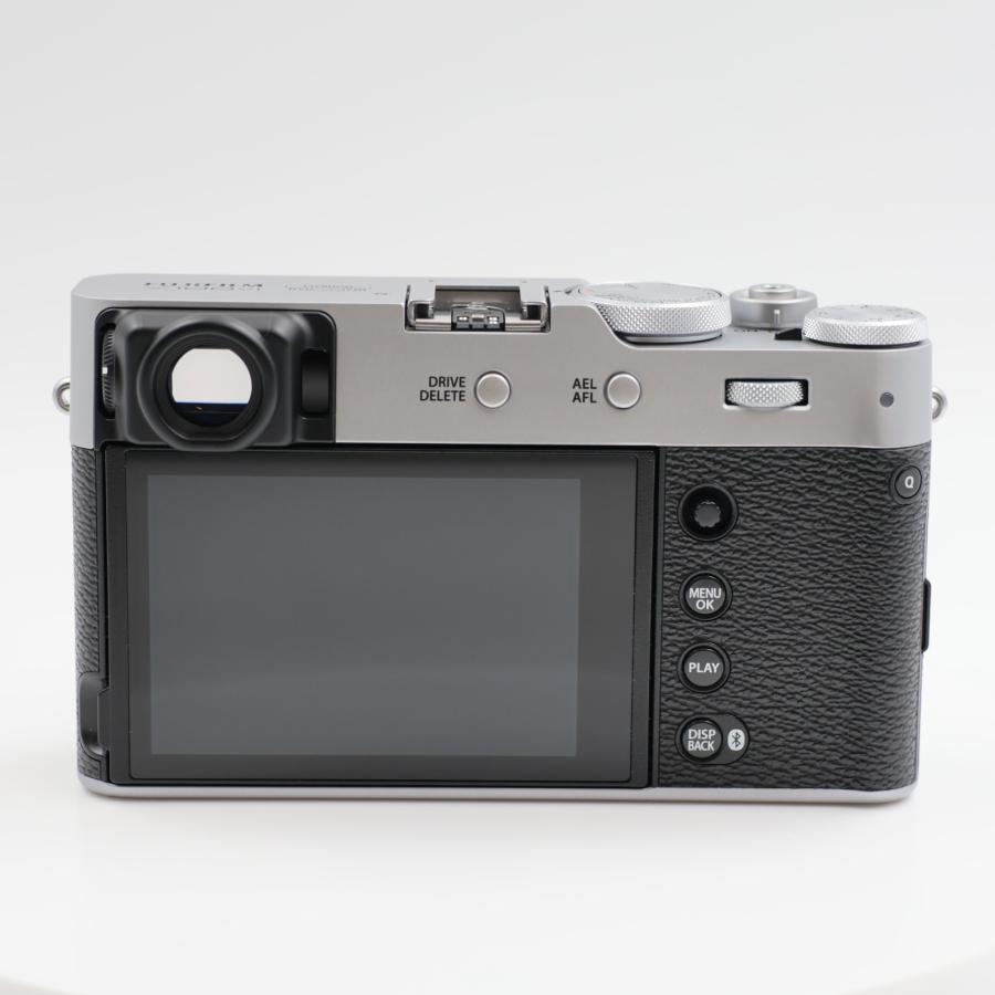 シャッター数800枚 FUJIFILM X100? シルバー デジタルカメラ X100VI 富士フィルム |  | 04