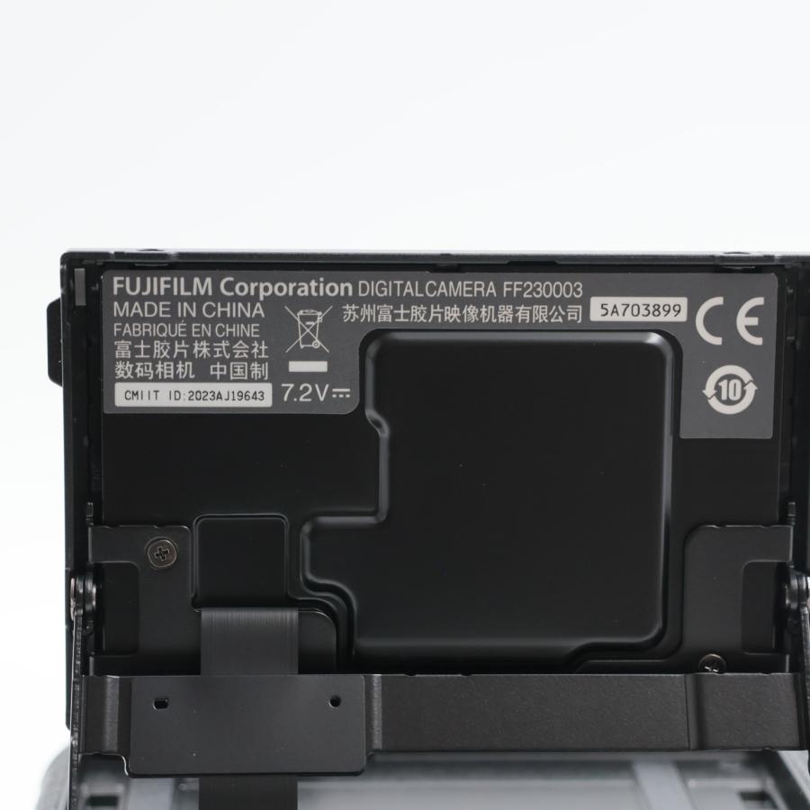 シャッター数800枚 FUJIFILM X100? シルバー デジタルカメラ X100VI 富士フィルム |  | 05