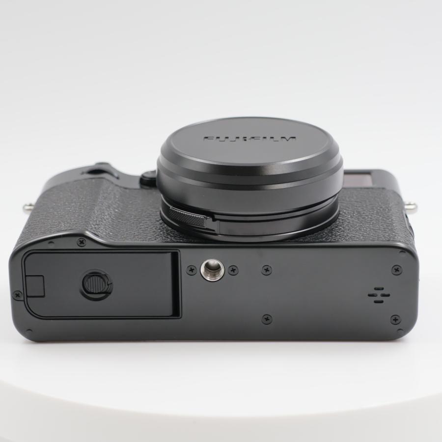 シャッター数200枚 FUJIFILM X100VI ブラック デジタルカメラ 日英二言語モデル 富士フィルム |  | 07