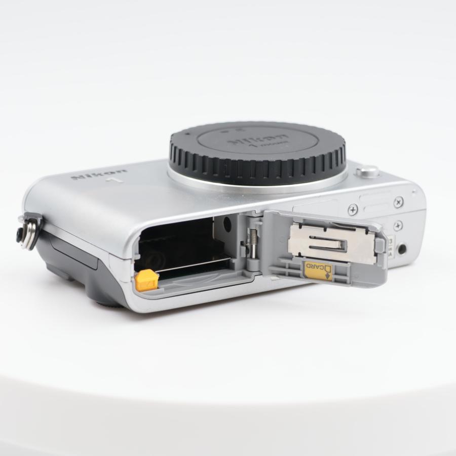 Nikon 1 J3 ボディ シルバー ミラーレス一眼カメラ ニコン |  | 08