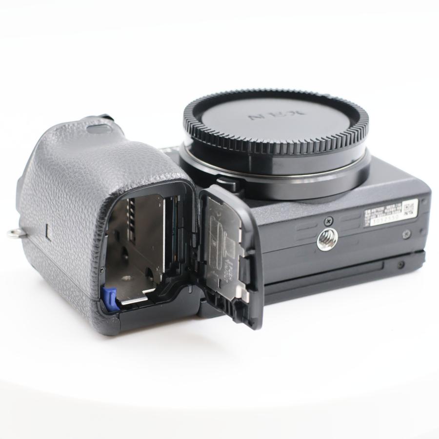 シャッター数6410枚 SONY α6400 ボディ ブラック ILCE-6400 ミラーレス一眼カメラ ソニー |  | 07
