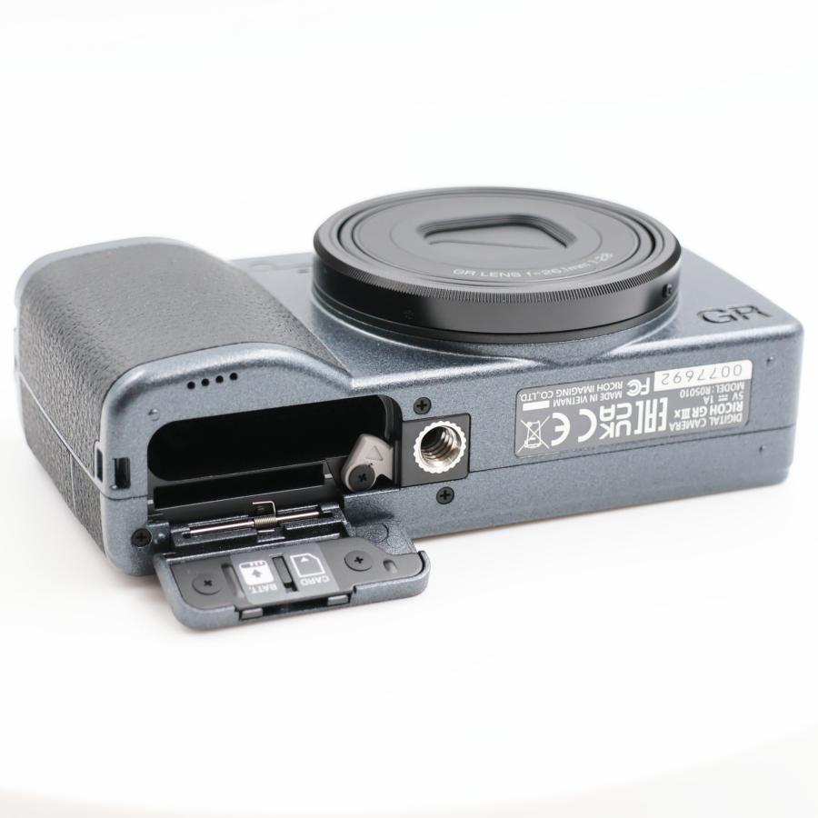 シャッター数506枚 RICOH GR IIIx Urban Edition メタリックグレー