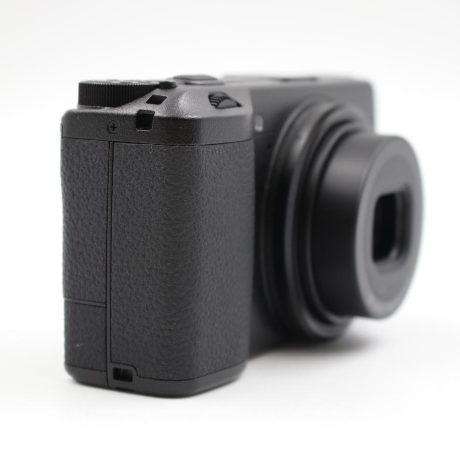 リコー（RICOH） シャッター数109枚 RICOH GR III ブラック コンパクト