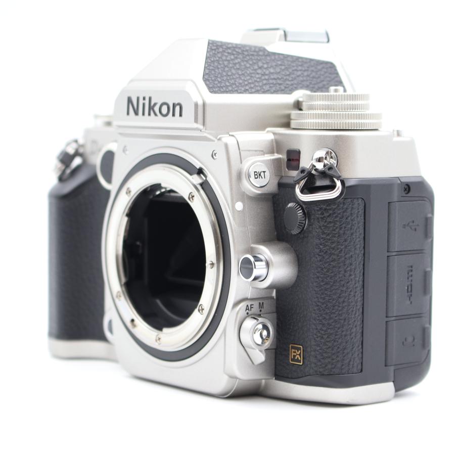 ニコン（Nikon） シャッター数997枚 Nikon Df シルバー ボディ