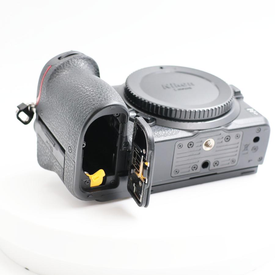 シャッター数4775枚 Nikon Z5 ボディ ブラック ミラーレス一眼カメラ ニコン |  | 08