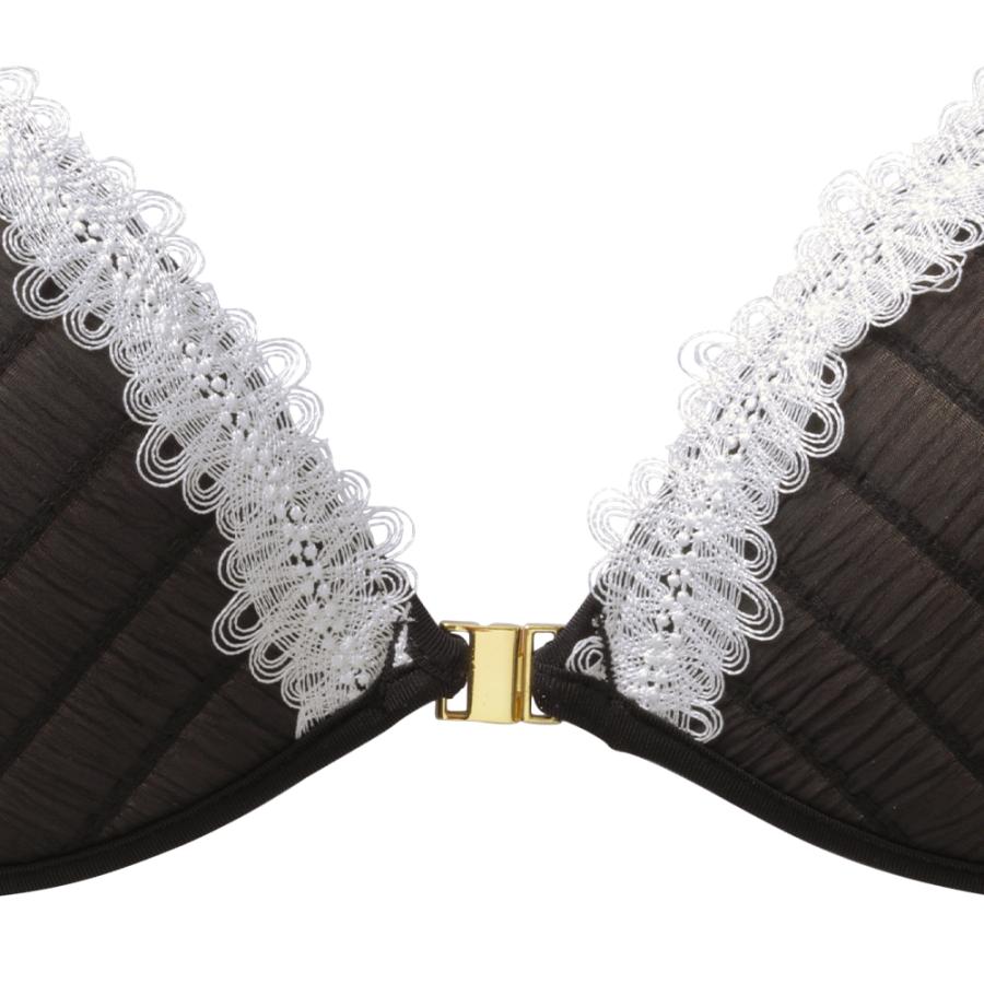 Nubra（ヌーブラ） 盛れる 即日発送 正規 強粘着 レディース 軽量