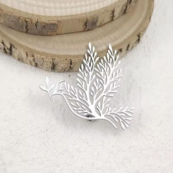 ピンズ ピン バッジ ブローチ バッヂ ( 銀 シルバー ) 中空 平和 鳩