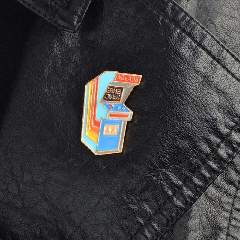 ピンズ ピン バッジ ブローチ ゲーム アーケード ゲームセンター ゲームオーバー game over 送料無料 gameoverpin