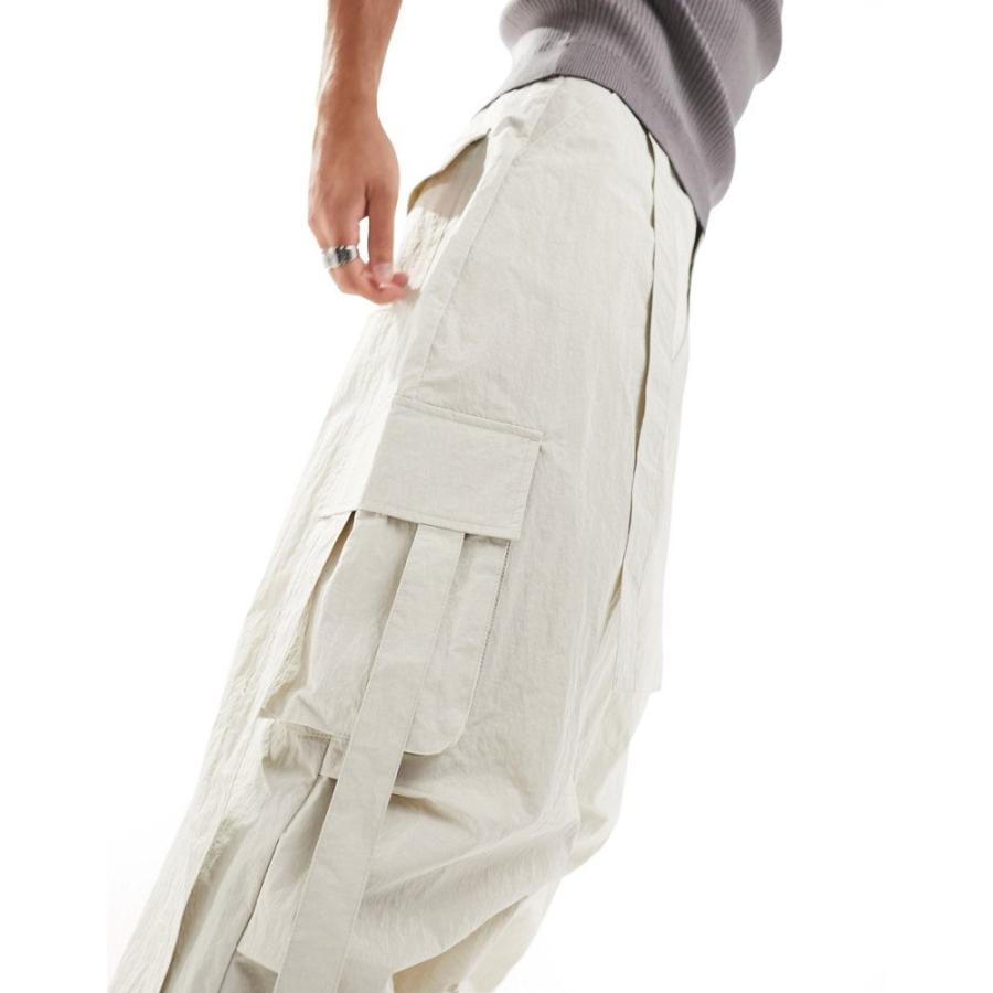 エイソス (ASOS DESIGN) メンズ カーゴパンツ ボトムス・パンツ Cargo Trouser In Crinkle Nylon With Strapping Details In Grey (グレー)｜nul-select｜02