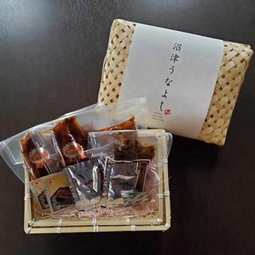 プレミアムギフト「蘭」かご入り　手焼き　国産鰻蒲焼２尾・きも佃煮１００ｇ　送料無料　冷蔵クール便　ギフト　お祝い　誕生日 |  | 03