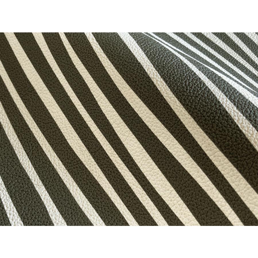 三線（合皮）美品　とても綺麗です。 122×30cmカット生地】合皮レザー生地 アニマル 難燃【ゼブラ柄