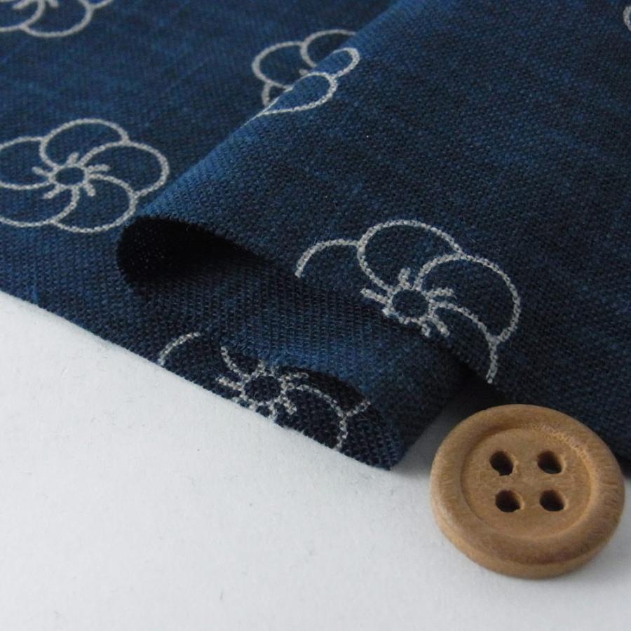 和柄コットン生地・藍染調 ねじ梅 10cm単位 切り売り |  | 01