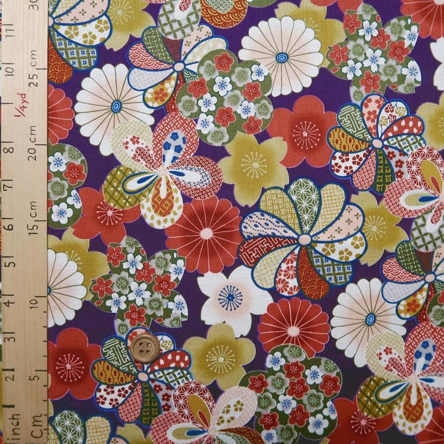和柄コットン生地 豪華春秋花 深紫 10cm単位 切り売り 布がたり ヤフー店 通販 Yahoo ショッピング