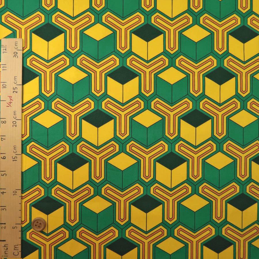 コットン生地 変わり毘沙門亀甲模様(緑/黄色) 10cm単位 切り売り |  | 02