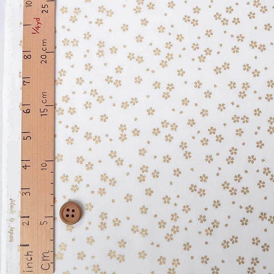 和柄コットン生地 金の小桜(白) 10cm単位 切り売り |  | 02