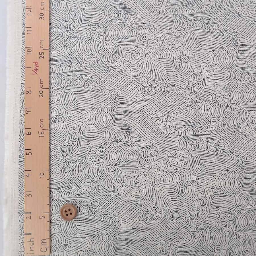 和柄コットン生地 点描の波文様(きなり) 10cm単位 切り売り |  | 02