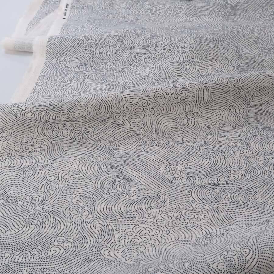 和柄コットン生地 点描の波文様(きなり) 10cm単位 切り売り |  | 03