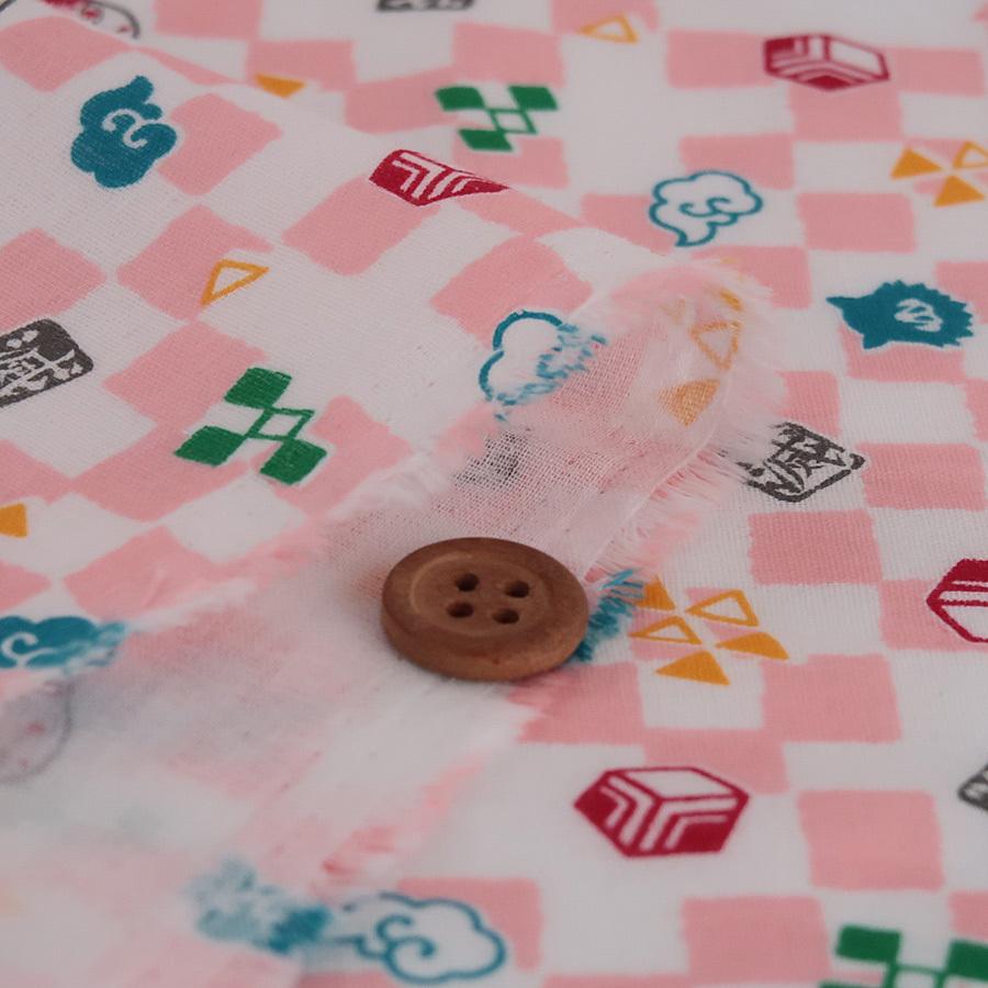 鬼滅の刃ダブルガーゼ生地 市松モチーフ柄(ピンク) 10cm単位 切り売り |  | 01