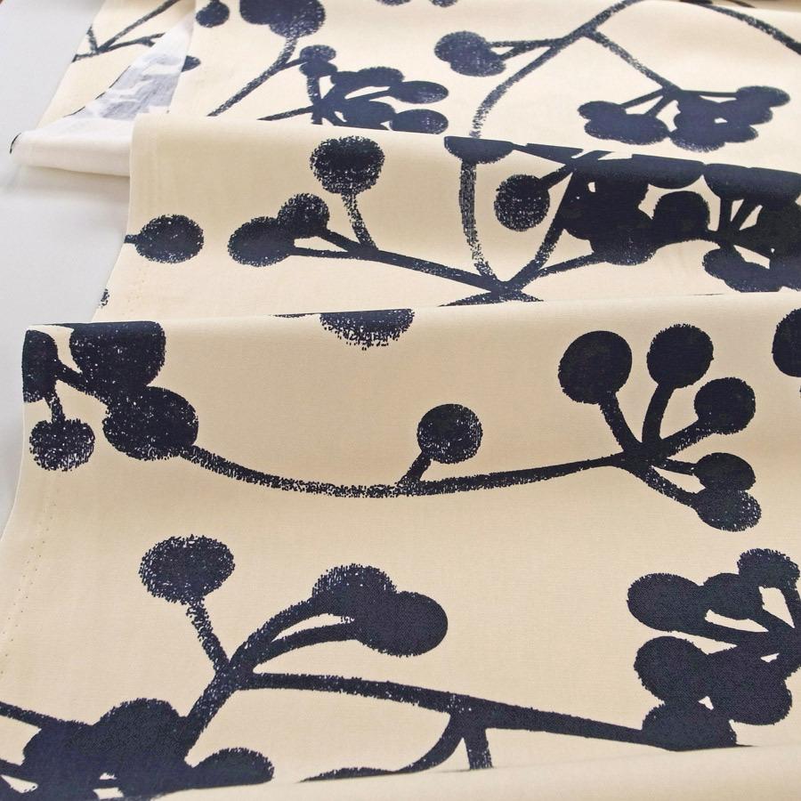 コットン生地 北欧風シンプル植物柄 150cm幅(アイボリーブルー) 10cm単位 切り売り |  | 02