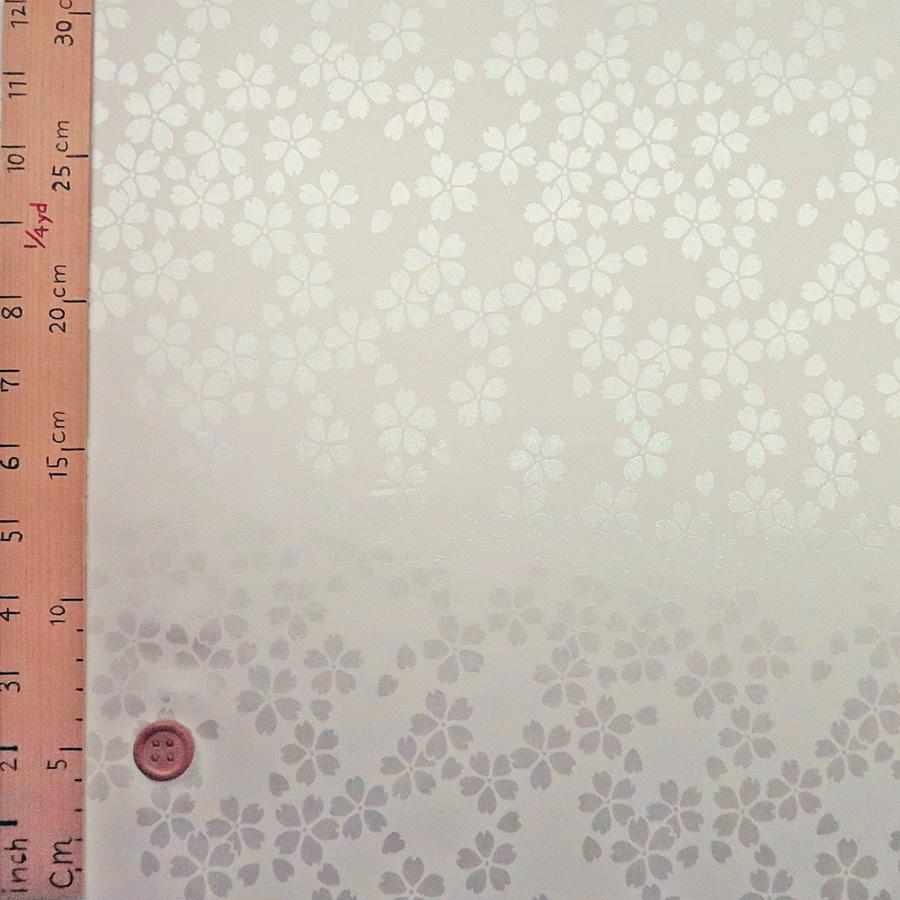 ポリエステル生地 W巾 サテンジャカード 桜模様(アイボリー) 10cm単位 切り売り |  | 02