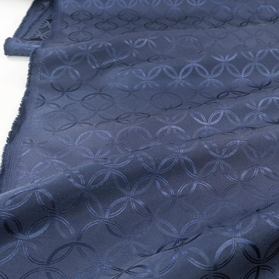 ポリエステル生地 W巾 サテンジャカード 七宝文様(紺) 10cm単位 切り売り |  | 03