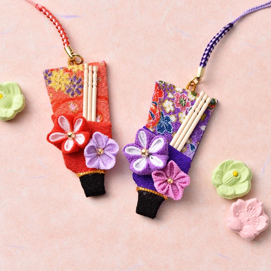 【ハンドメイド／一点もの】ちりめん細工 和風デザインの布製羽子板10種セット 京ちりめん手芸キット 縫わずに作るようじ入れ ミニ羽子板 : 布がたり