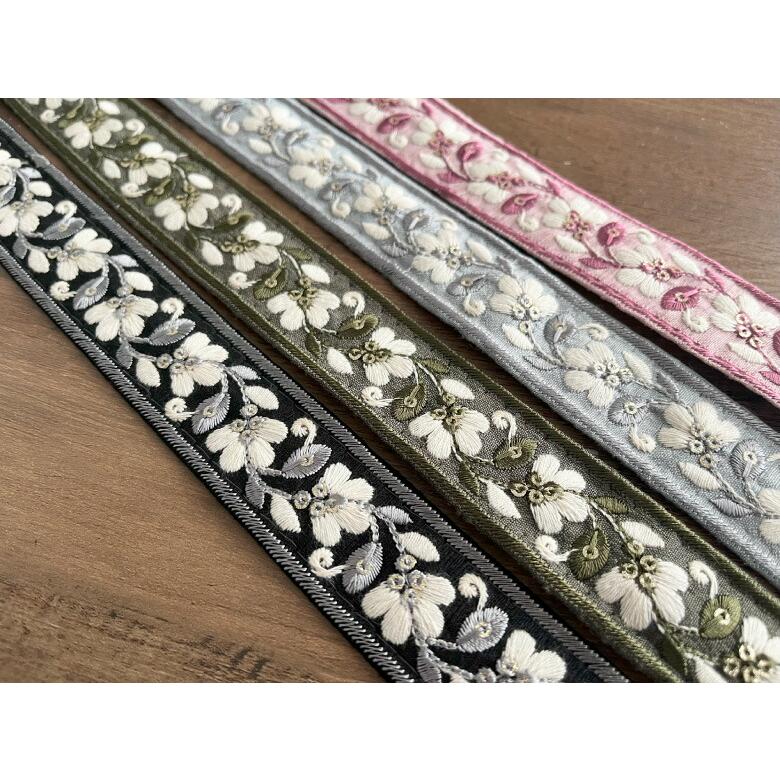 30mm幅 インド刺繍リボン【10センチ単位】花柄 チロリアンテープ