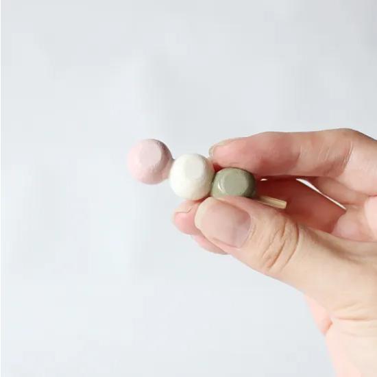 箸置き 箸置 陶器 和菓子シリーズ 3色団子 メール便可 |  | 03