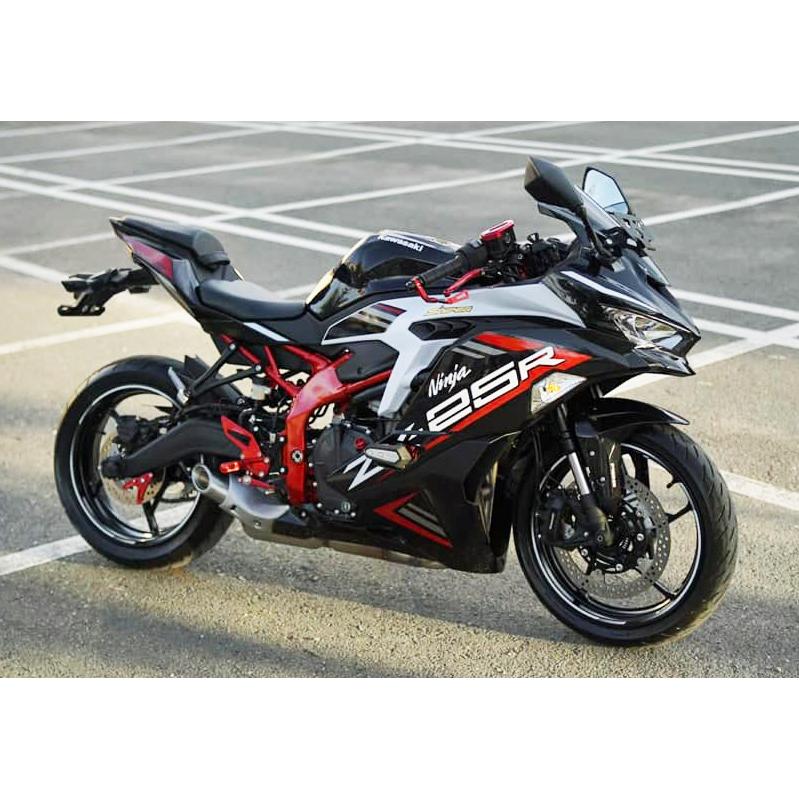 Ninja ZX-25R ZX-4R Z650RS NINJA650 Z650 アルミ製 マスター